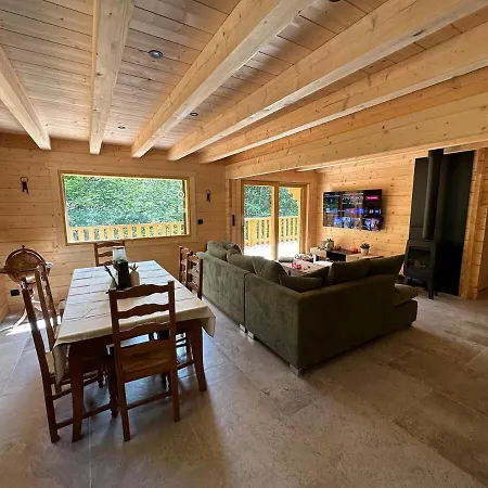 15 Personne En Foret Avec Netflix And Canal بيت للعطل